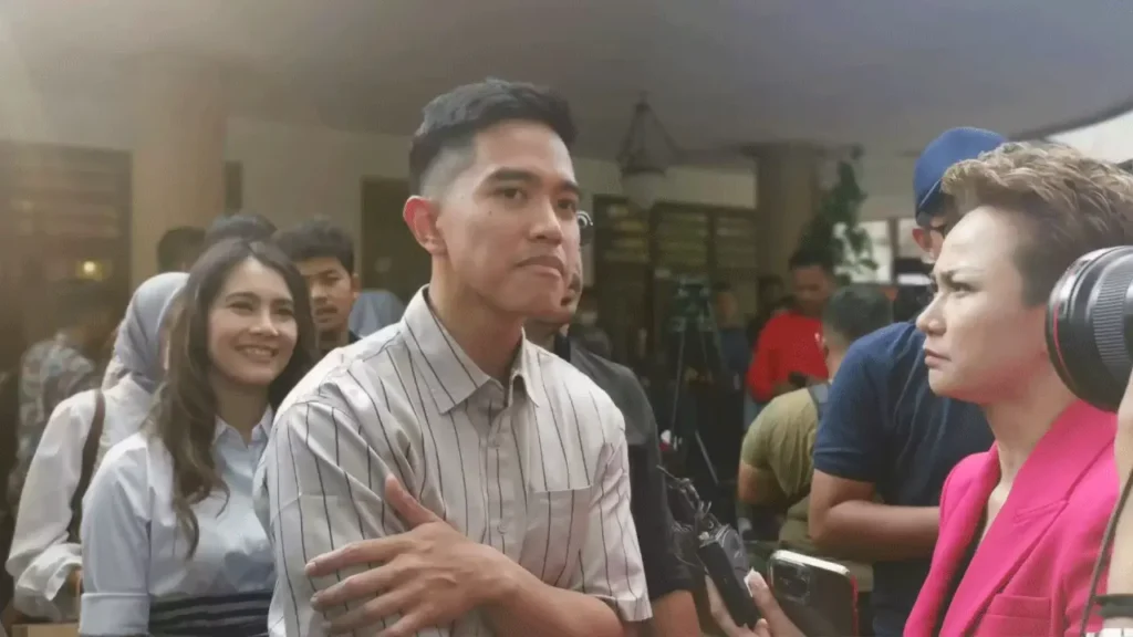 Kaesang Pangarep: Mampir ke NasDem, Ada Apa Ya?